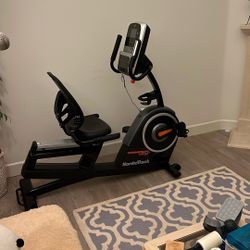 Nordic track Commercial VR 21 Exercise Bike