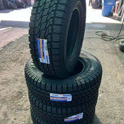 LT 285 70 17 A/T Llantas Nuevas 