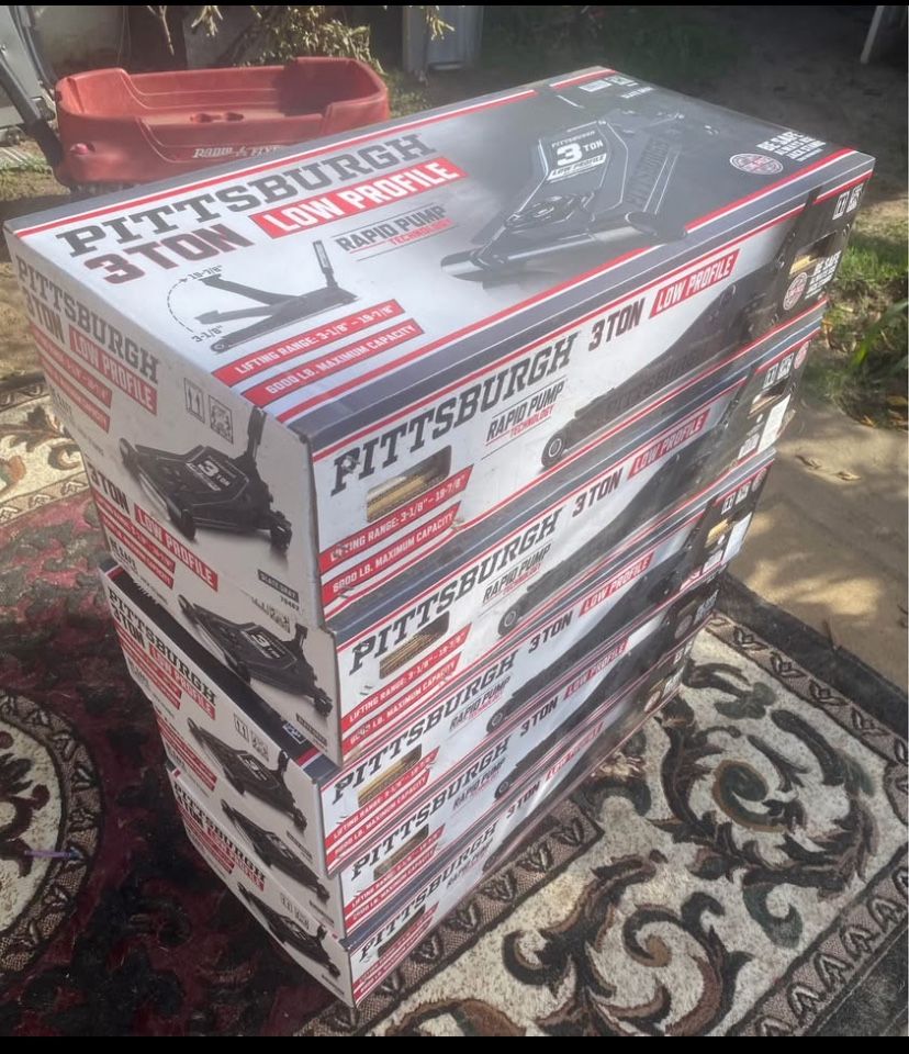 PITTSBURGH 3 TON LOW PROFILE CAR JACKS