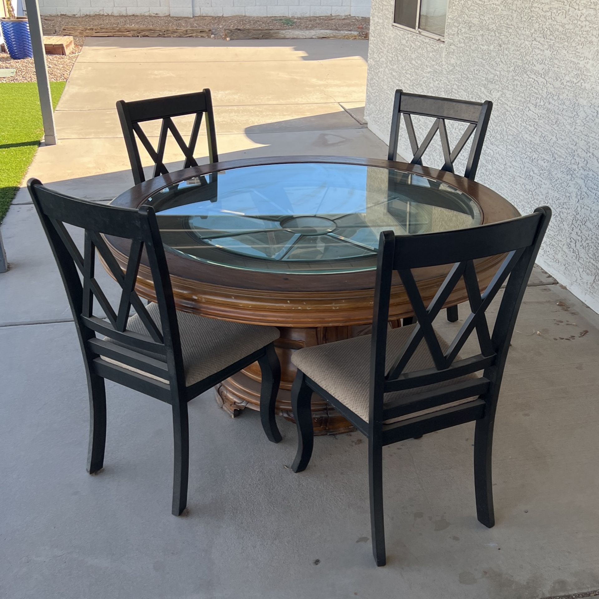 Kitchen Table And Chairs