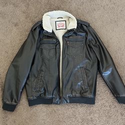 Levi's Mens Sherpa Lined Midweight Faux Leather Jacket - Bomber Style 