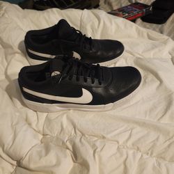 Nike Court Lite Shoes Size 11