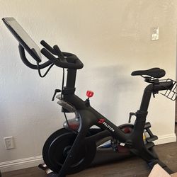 Peloton indoor bike
