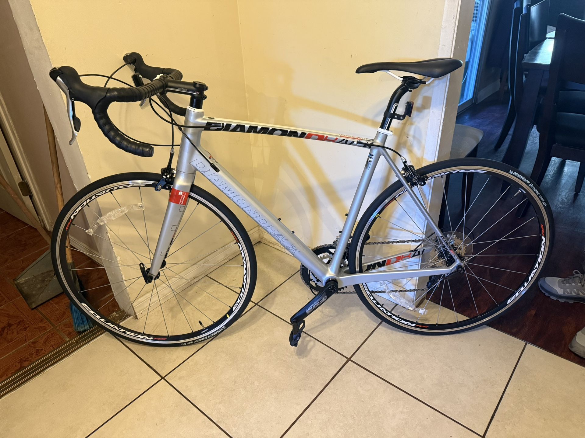 2014 Diamondback Century 3 Pro Road Bike (56)