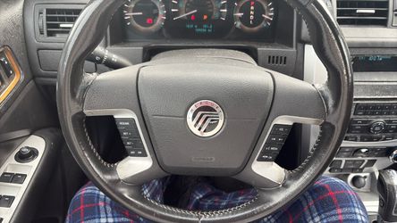 2010 Mercury Milan