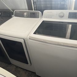 SAMSUNG WASHER AND DRYER