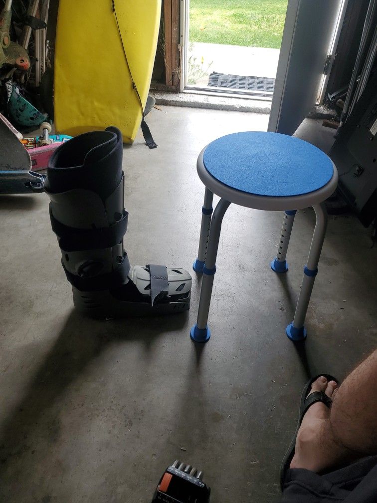 Free Mens Extra Large Medical Boot, Size 12 And Up. And Shower Chair For Free