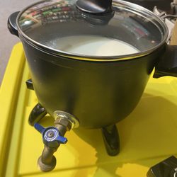 9lb Presto Wax Melting Pit