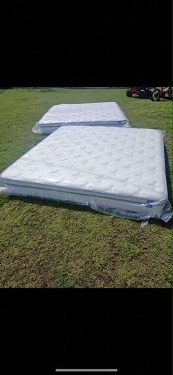 Kingg Neww Mmattress Only New 
