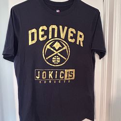 Nikola Jokic Denver Nuggets NBA Basketball T-Shirt Men’s Small Navy Gold #15