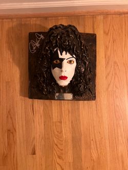 Vintage 1997 KISS Paul Stanley Autographed 3D Wall Plaque Bust - Illusive Originals