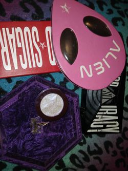 Jeffree Star pallettes collection