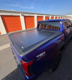 GatorTrax MX Retractable Tonneau Cover — Tacoma 5-Foot Bed
