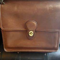 VINTAGE COACH BRITISH STATION BAG IN TAN LEATHER