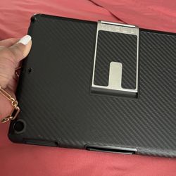 NEW Incipio Tablet Cover Case. SALE Only $7. 🍀