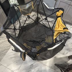 portable play pen