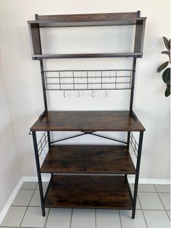 Bakers rack
