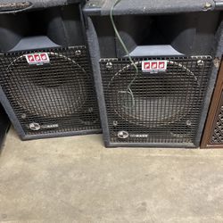 Speakers Ultra Base 