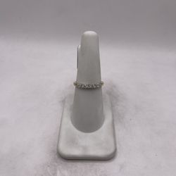 10kt Gold Diamond Engagement Style Band