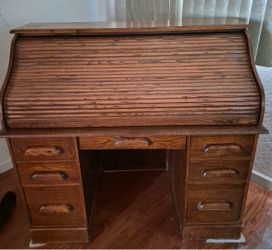 Roll Top Oak Desk
