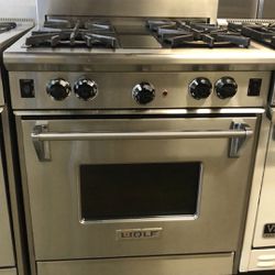 Wolf 30” Wide Stainless Steel Gas Range Stove 
