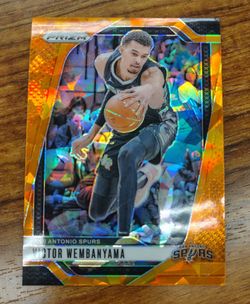 Victor Wembanyama Prizm Orange Cracked Ice NBA Card
