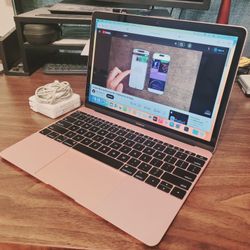 Apple MacBook Rose Gold 17