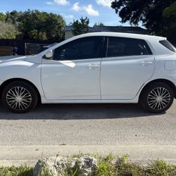 2009 Toyota Matrix 