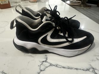 Nike Shoes Size 8