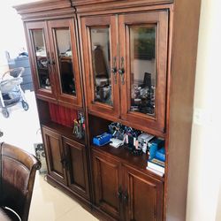2 China Cabinets Set Wood