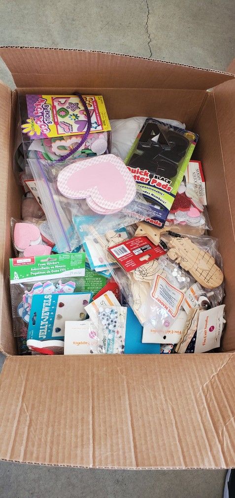 Huge Lot Miscellaneous Arts And Crafts