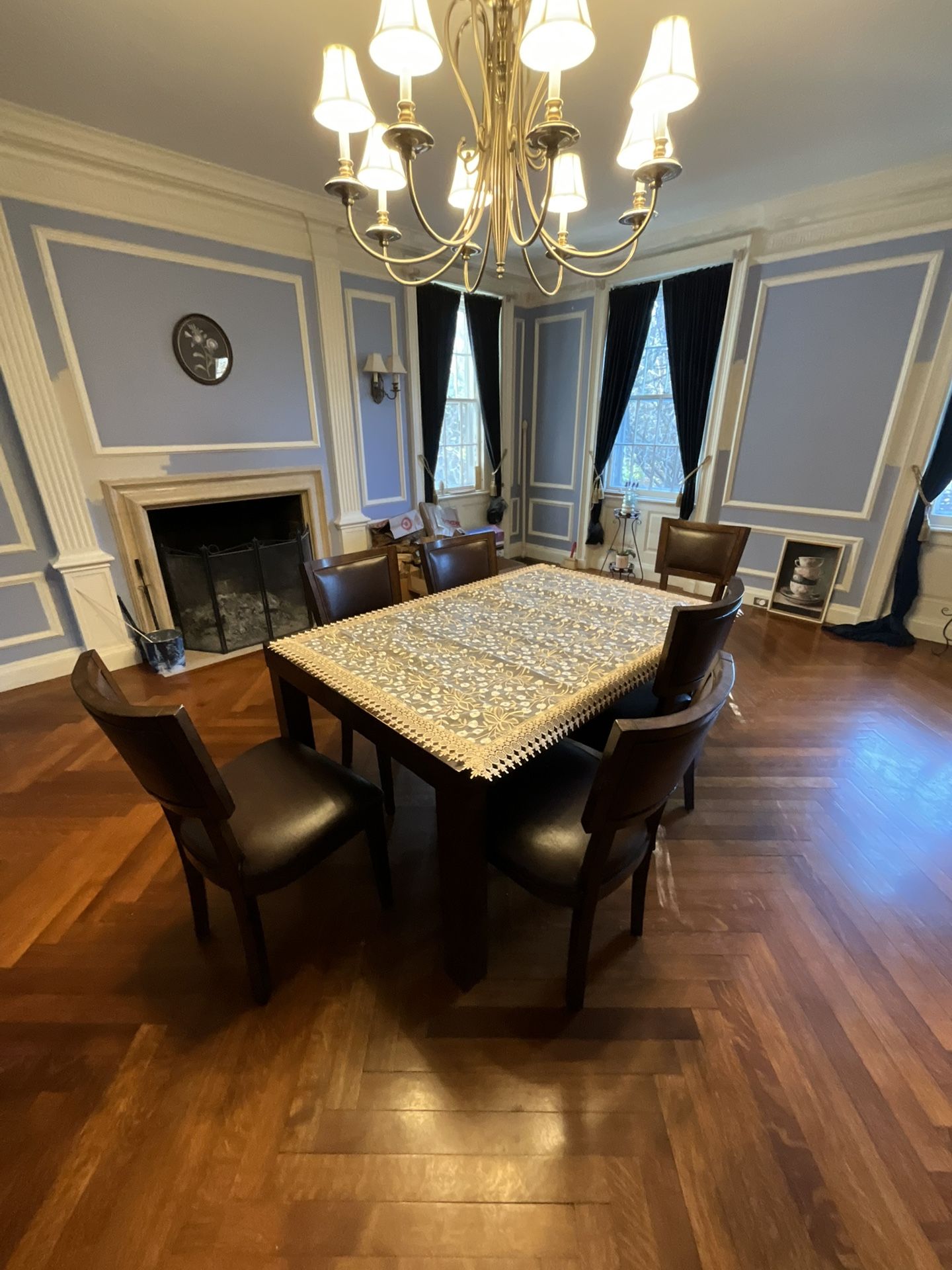 Elegant Dining Set