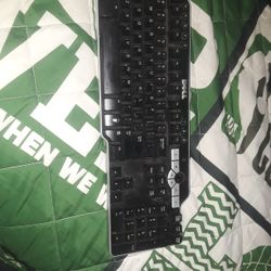 awsome Bluetooth Dell Keyboard Hooks Up To Anything Bluetooth Compatable Even Phones and tvs