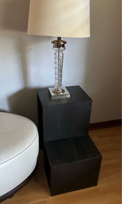 Beautiful Multi-Function Black Side / Accent Table - Excellent Condition
