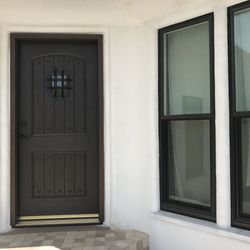 Door installer