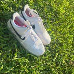 Nice casual shoes Size 8