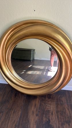 Round big mirror