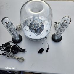 HARMAN KARDON WOOFER & SOUNDSTICKS 