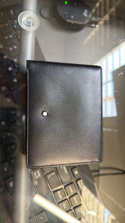 Man’s wallet, Mont Blanc