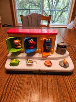 Sesame Street Poppin Pals, 2004