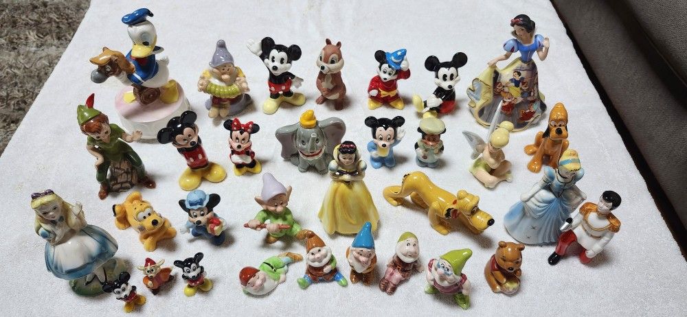 Walt Disney collectible figures