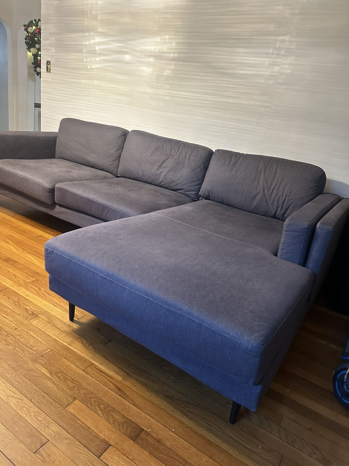 Free Delivery Sofá L