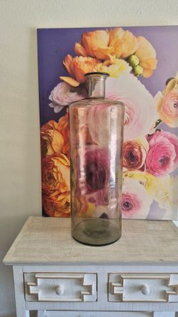 Glass vase
