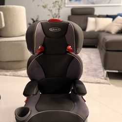 Gracco Car Seat Booster 