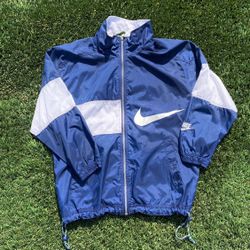 Vintage Nike Windbreaker🔵🔥 size Medium in Kids for 30$‼️‼️