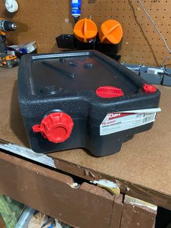 Super Tough 10-Quart Oil Drain Container ā $10
