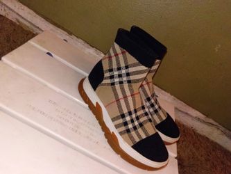 Burberry shoes