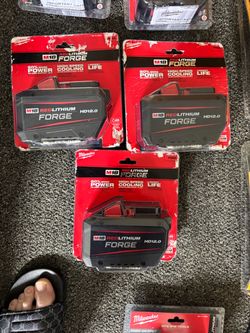 Milwaukee M18 RedLithium Forge HD12.0 Battery 3-Pack