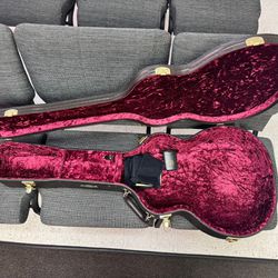 Guitar case - Taylor 