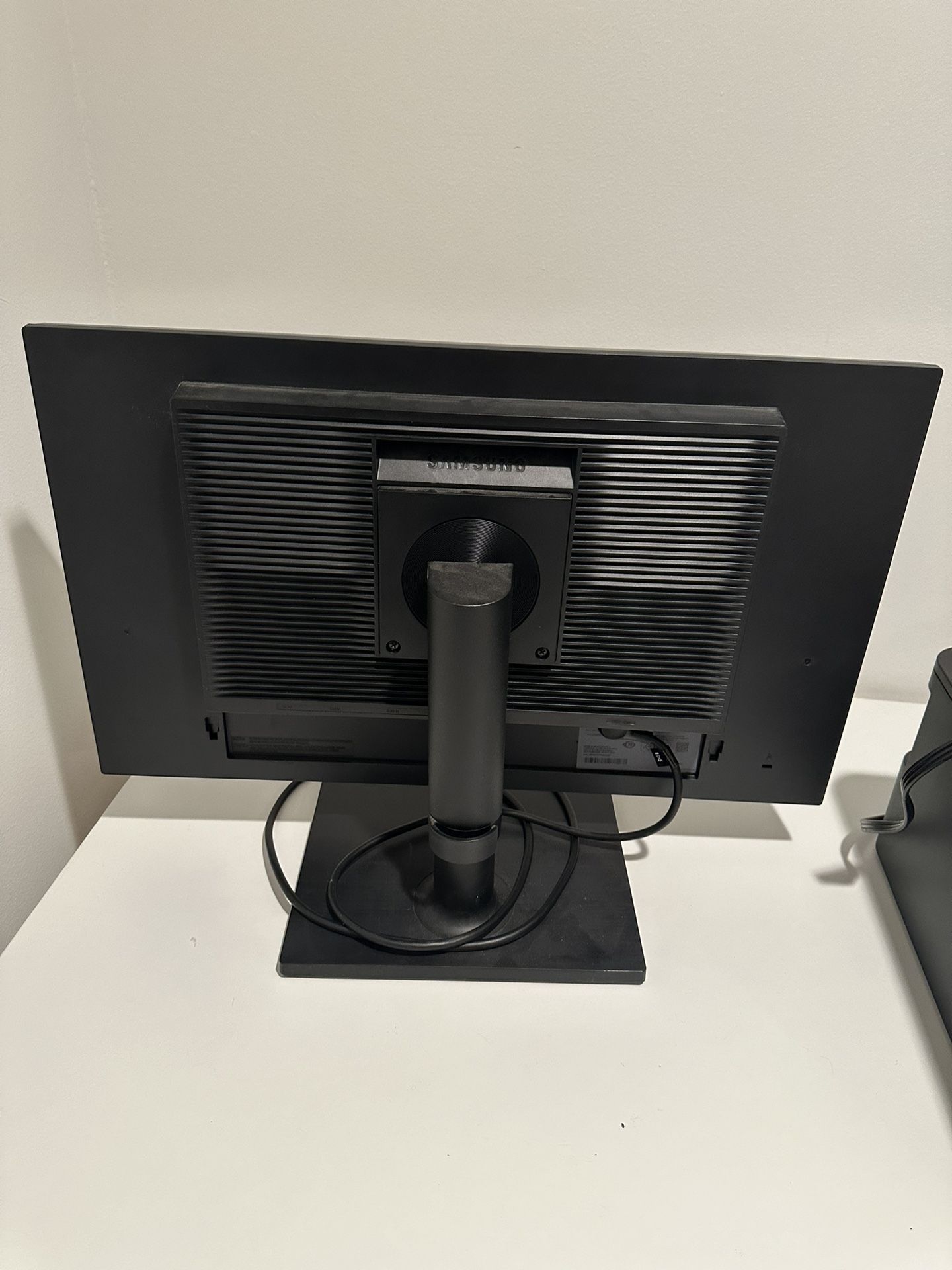 Computer Monitor